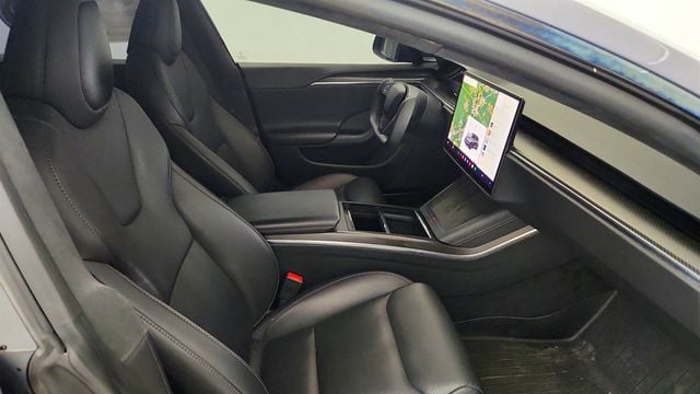 2021 Tesla Model S Plaid AWD with 21'' Arachnid Wheels - 23053258 - 28