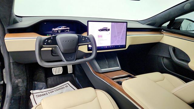 2021 Tesla Model S Plaid AWD with 21'' Arachnid Wheels & Cream Premium Interior - 22985041 - 10