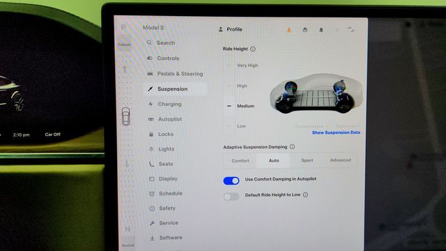2021 Tesla Model S Plaid AWD with 21'' Arachnid Wheels & Cream Premium Interior - 22985041 - 17