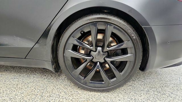 2021 Tesla Model S Plaid AWD with 21'' Arachnid Wheels & Cream Premium Interior - 22985041 - 7