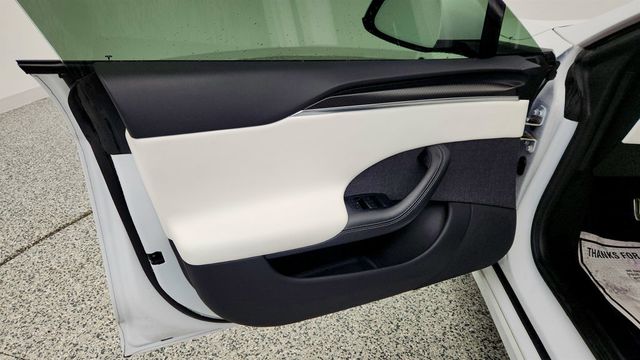 2021 Tesla Model S Plaid AWD with 21'' Arachnid Wheels & White & Black Premium Int. - 22988409 - 10