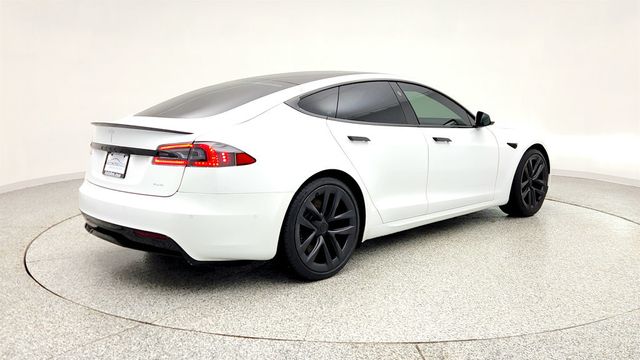 2021 Tesla Model S Plaid AWD with 21'' Arachnid Wheels & White & Black Premium Int. - 22988409 - 4