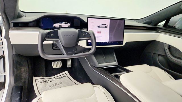 2021 Tesla Model S Plaid AWD with White & Black Premium Interior - 22971274 - 10