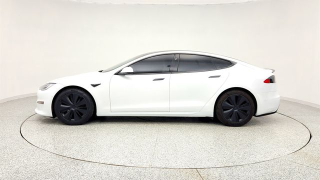 2021 Tesla Model S Plaid AWD with White & Black Premium Interior - 22971274 - 7