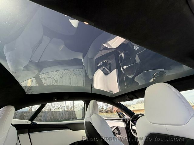 2021 Tesla Model S Plaid Plaid - 22796384 - 17