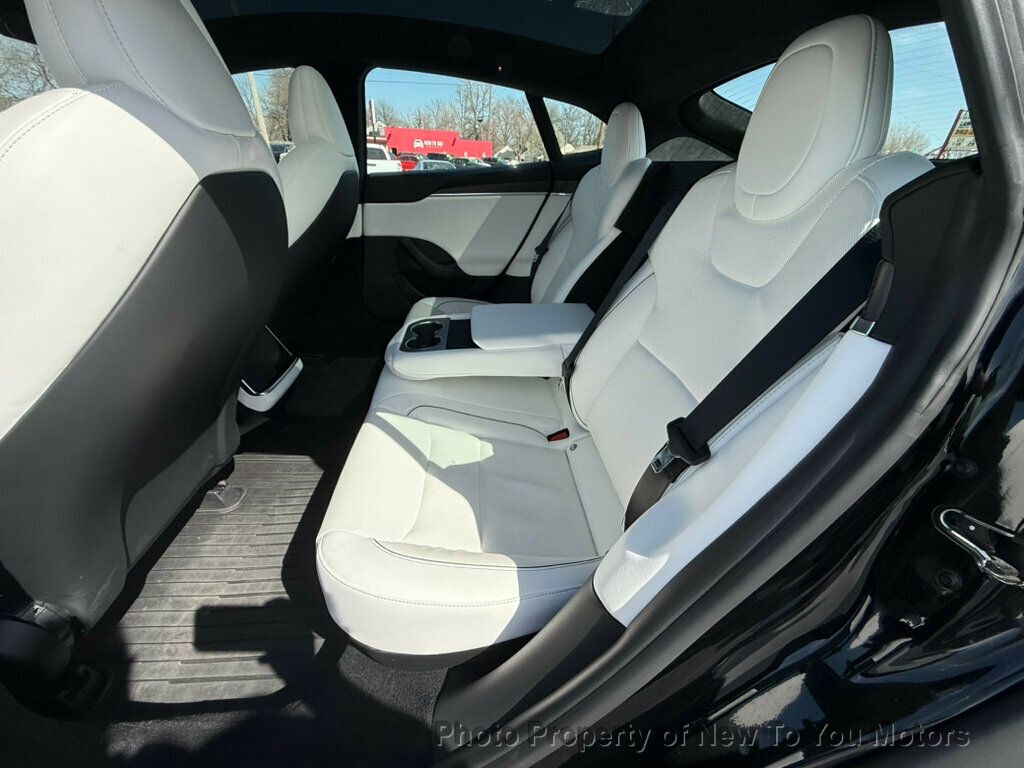 2021 Tesla Model S Plaid photo 6