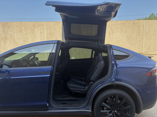 2021 Tesla Model X 2021 Tesla Model X - 23063257 - 26