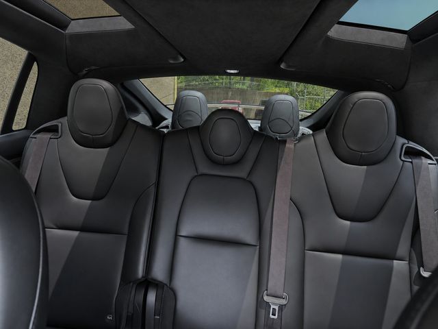 2021 Tesla Model X 2021 Tesla Model X - 23063257 - 32