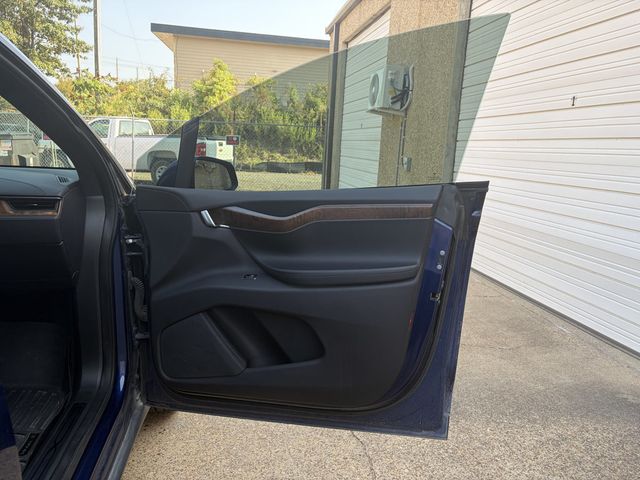 2021 Tesla Model X 2021 Tesla Model X - 23063257 - 33