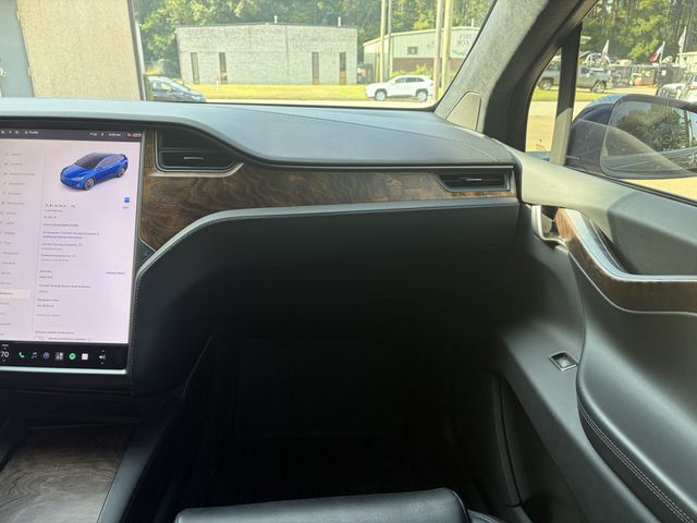 2021 Tesla Model X 2021 Tesla Model X - 23063257 - 41