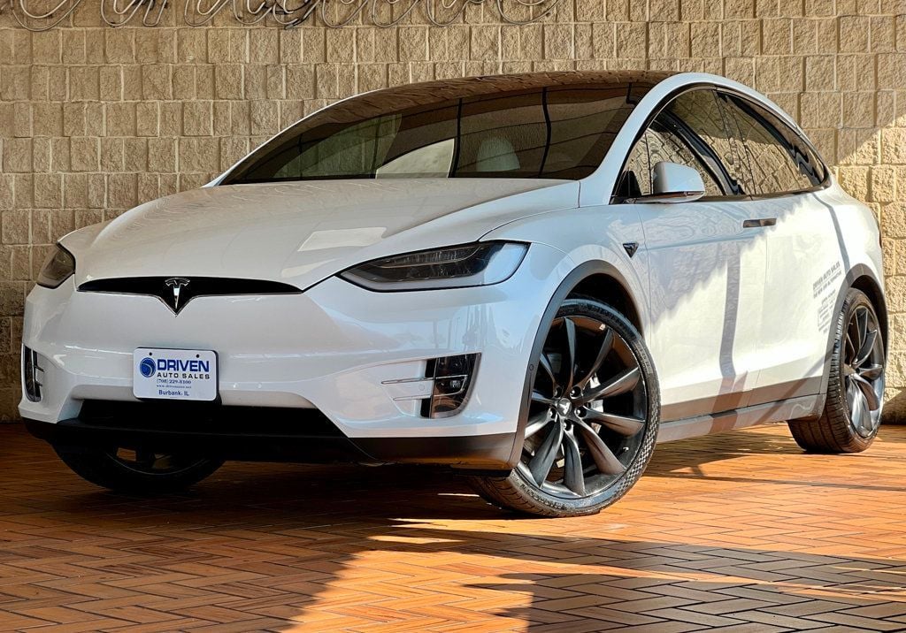 2021 Tesla Model X Long Range photo 2