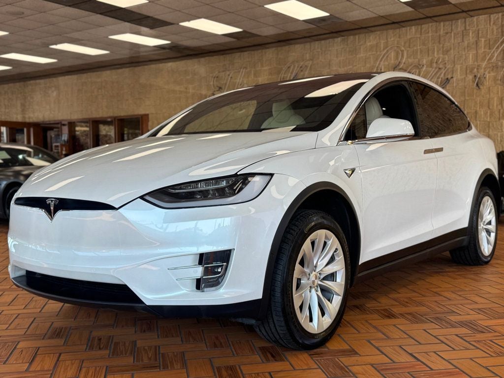 2021 Tesla Model X Long Range photo 5