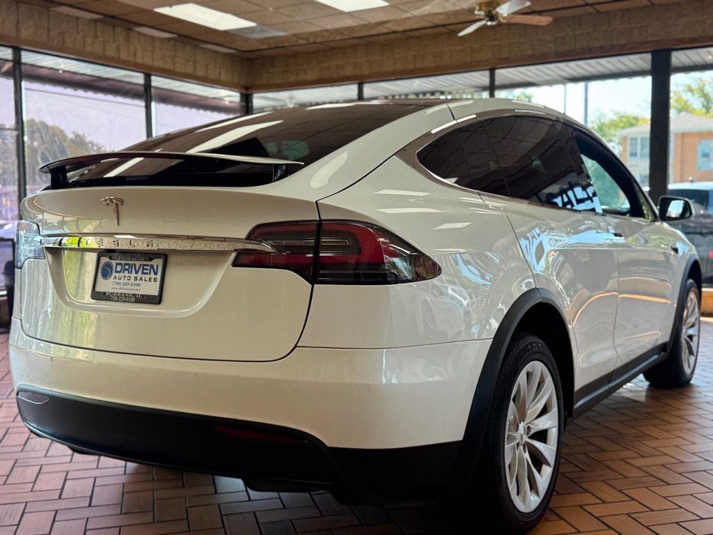 2021 Tesla Model X Long Range photo 9