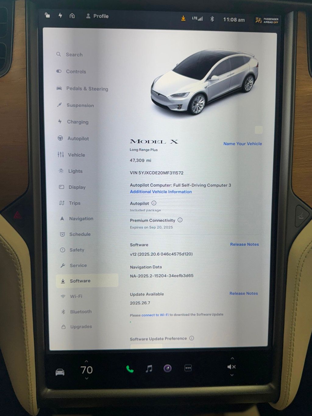 2021 Tesla Model X Long Range photo 24