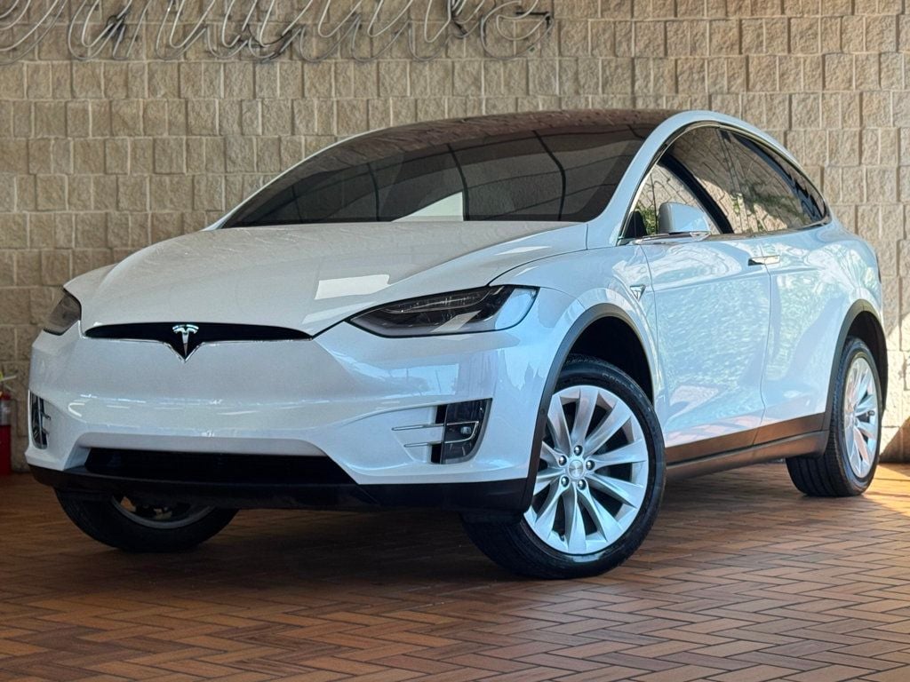 2021 Tesla Model X Long Range photo 3
