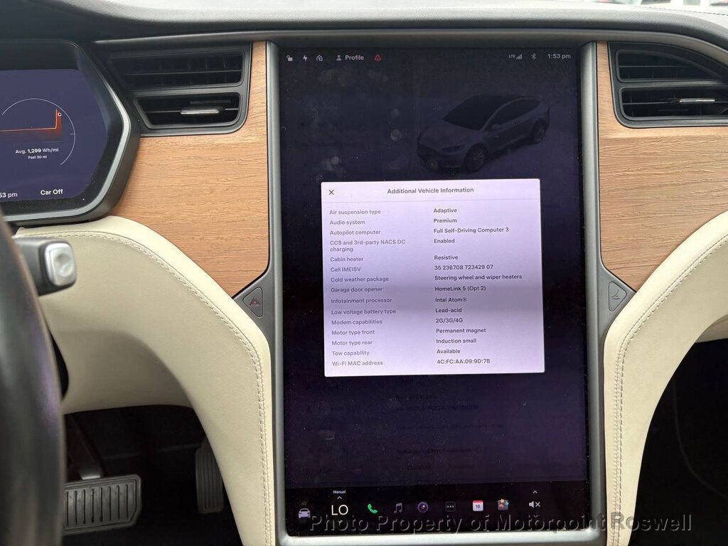 Tesla Model X photo 22
