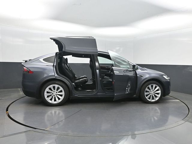 2021 Tesla Model X Long Range Plus AWD - 23007949 - 33