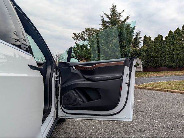 2021 Tesla Model X Long Range Plus AWD - 23000637 - 10