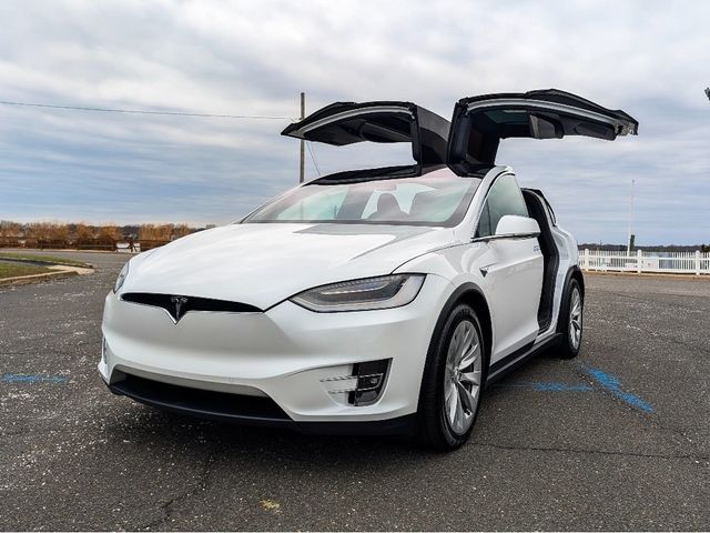 2021 Tesla Model X Long Range Plus AWD - 23000637 - 1