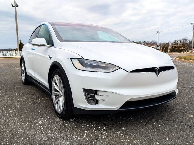 2021 Tesla Model X Long Range Plus AWD - 23000637 - 3