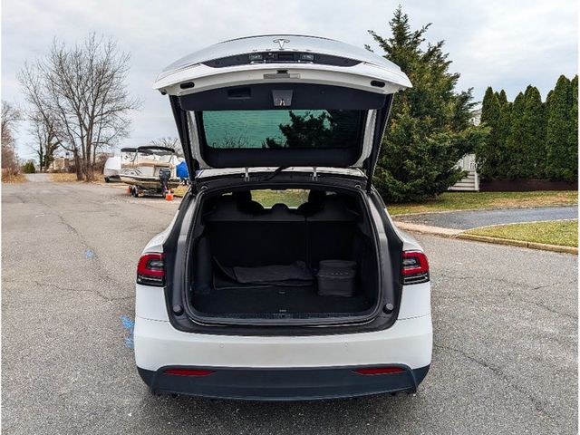 2021 Tesla Model X Long Range Plus AWD - 23000637 - 7