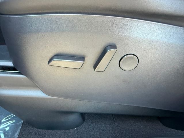 2021 Tesla Model X Long Range Plus AWD - 22924817 - 10