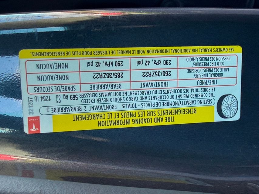 2021 Tesla Model X Long Range Plus AWD - 22924817 - 34