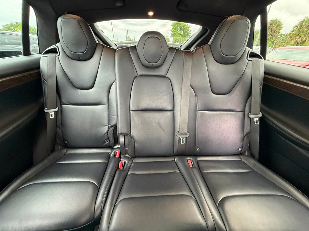 2021 Tesla Model X **MODEL X LONG RANGE PLUS 7 PASSENGERS** - 23009822 - 19