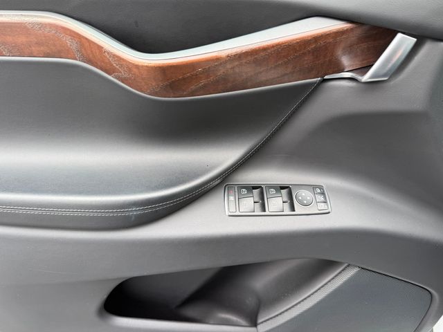 2021 Tesla Model X **MODEL X LONG RANGE PLUS 7 PASSENGERS** - 23009822 - 23