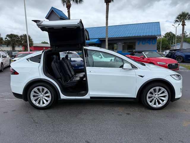 2021 Tesla Model X **MODEL X LONG RANGE PLUS 7 PASSENGERS** - 23009822 - 3