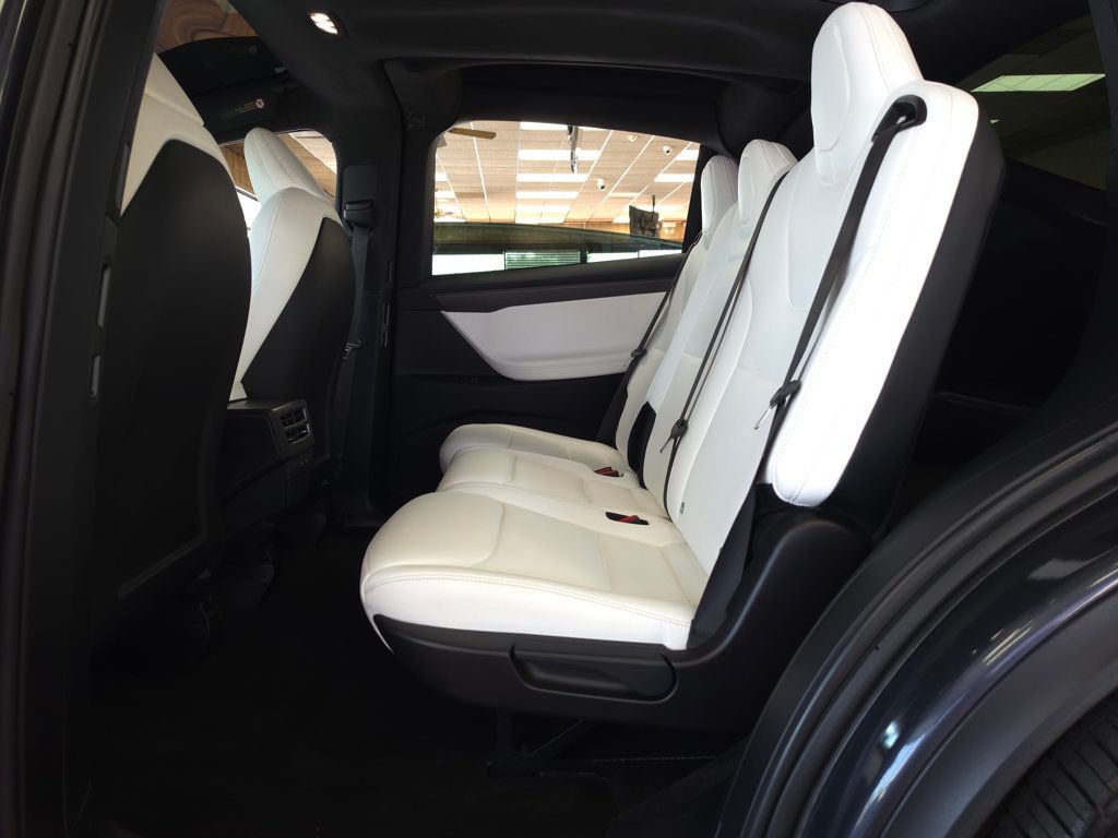 2021 Tesla Model X Performance AWD - 23052725 - 16
