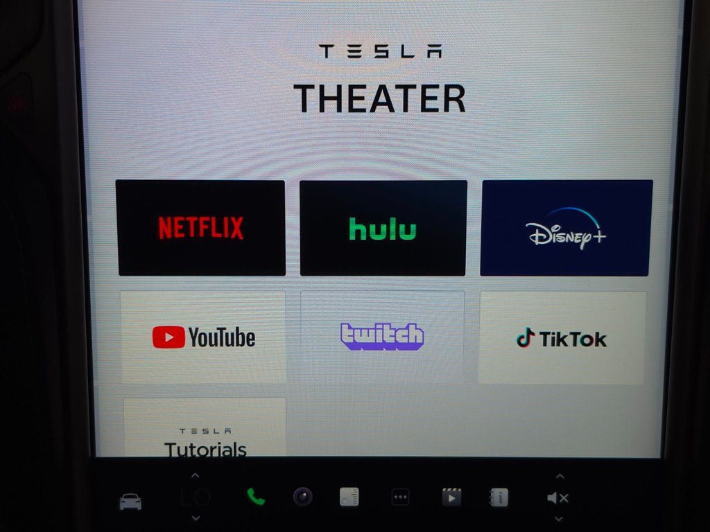 2021 Tesla Model X Performance AWD - 23052725 - 30