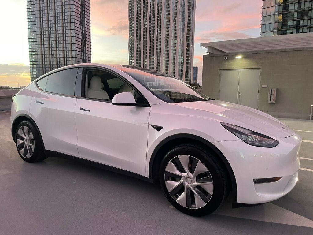 2021 Tesla Model Y 1-Owner - 22268672 - 28
