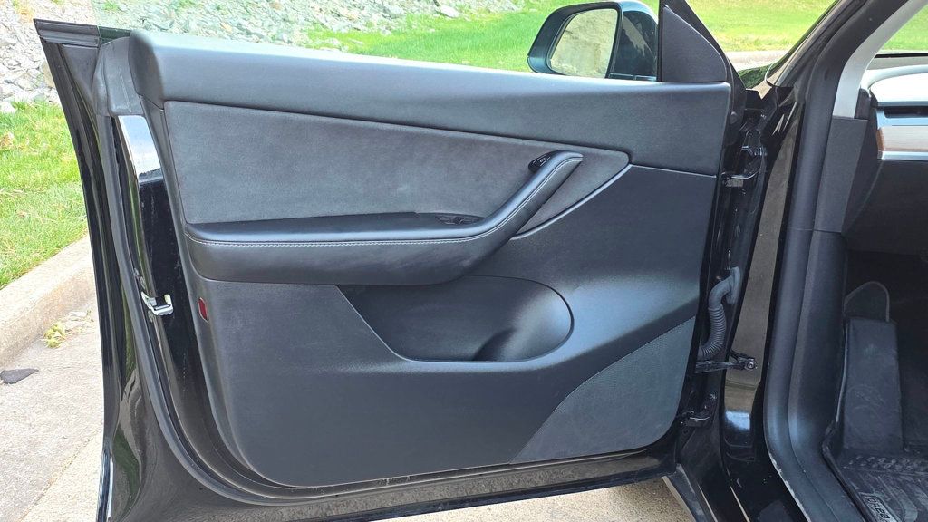 2021 Tesla Model Y 2021 Tesla Model Y Long Range - Rare 3rd Row Seat Option - 23029560 - 13