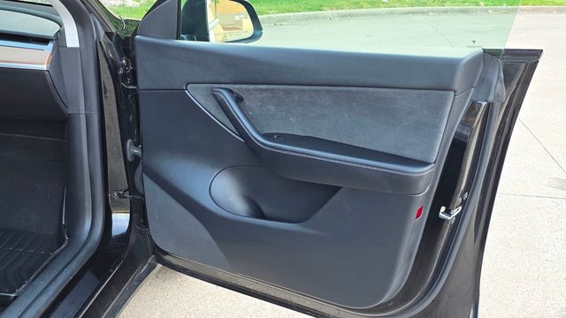 2021 Tesla Model Y 2021 Tesla Model Y Long Range - Rare 3rd Row Seat Option - 23029560 - 18