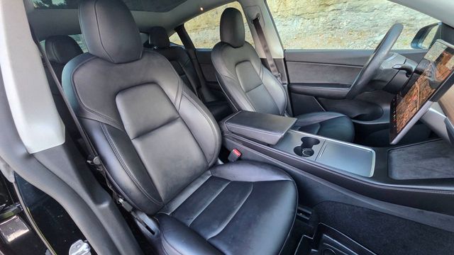2021 Tesla Model Y 2021 Tesla Model Y Long Range - Rare 3rd Row Seat Option - 23029560 - 21