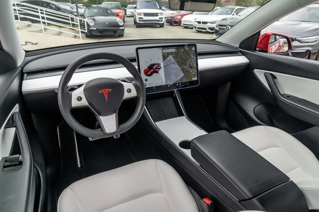 2021 Tesla Model Y GORGEOUS WHITE INTERIOR! - 22388220 - 19