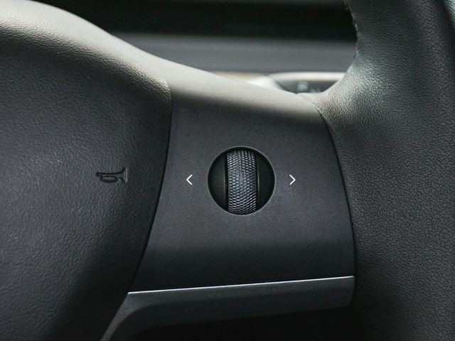 2021 Tesla Model Y Long Range - 23030247 - 30