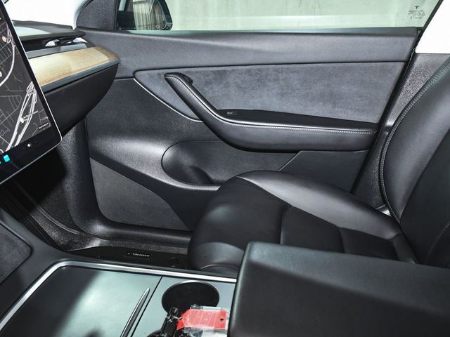 2021 Tesla Model Y Long Range - 23030247 - 36
