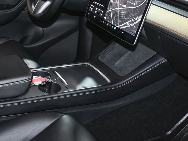 2021 Tesla Model Y Long Range - 23030247 - 50