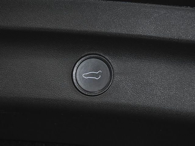 2021 Tesla Model Y Long Range - 23030247 - 54