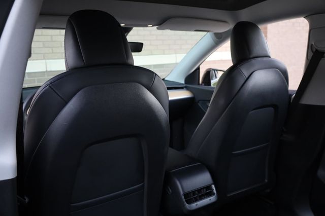 2021 Tesla Model Y Long Range - 23018614 - 19