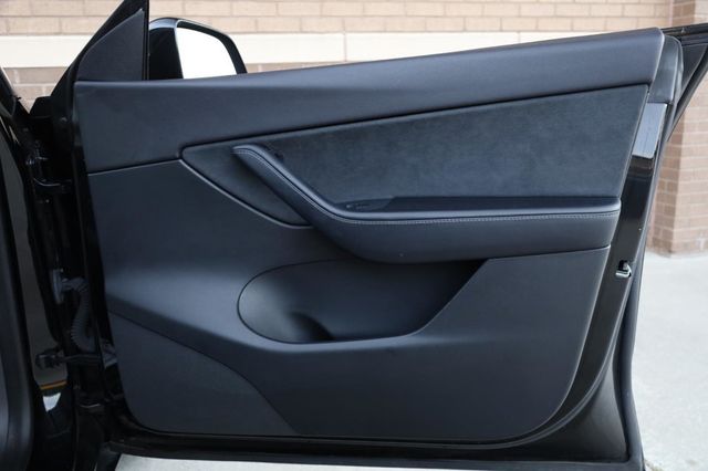 2021 Tesla Model Y Long Range - 23018614 - 27
