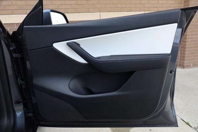 2021 Tesla Model Y Long Range - 23020786 - 26