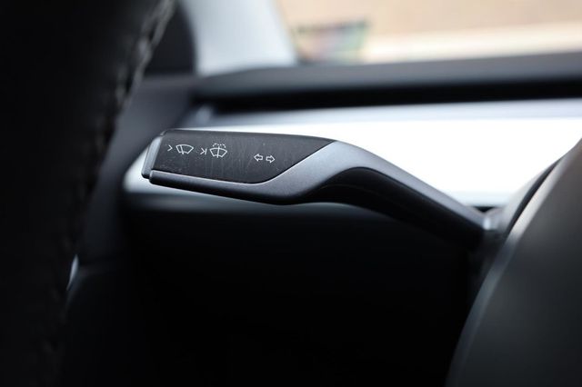 2021 Tesla Model Y Long Range - 23020786 - 34