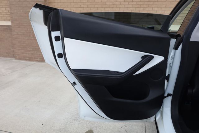 2021 Tesla Model Y Long Range - 23034640 - 17