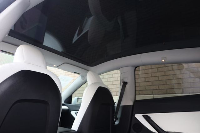 2021 Tesla Model Y Long Range - 23034640 - 18