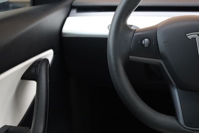 2021 Tesla Model Y Long Range - 23034640 - 33