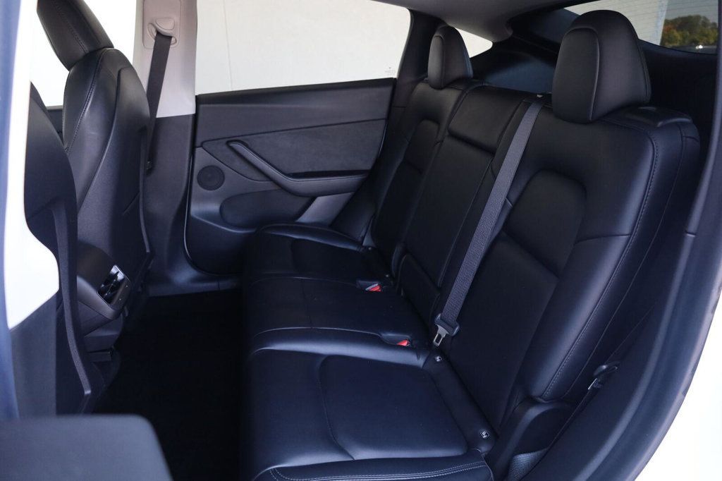 Tesla Model Y photo 20