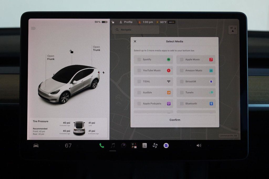 Tesla Model Y photo 41